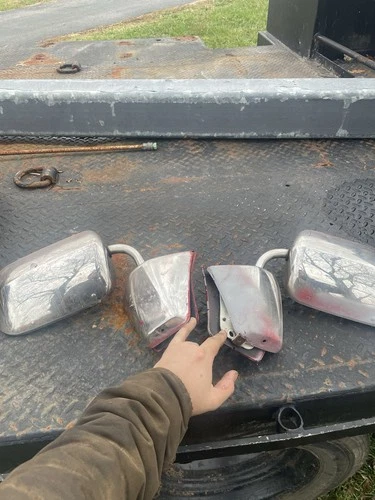 Square Body Chevy Crome Mirrors Good Condition Straight Not Scratchy 73/91