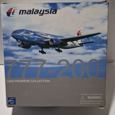Dragon Wings 1:400 Boeing 777-200 Malaysia Airlines Limited Edition Model