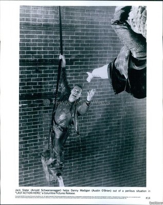 1993 Last Action Hero Arnold Schwarzenegger Austin O'Brien Actor Photo 8x10