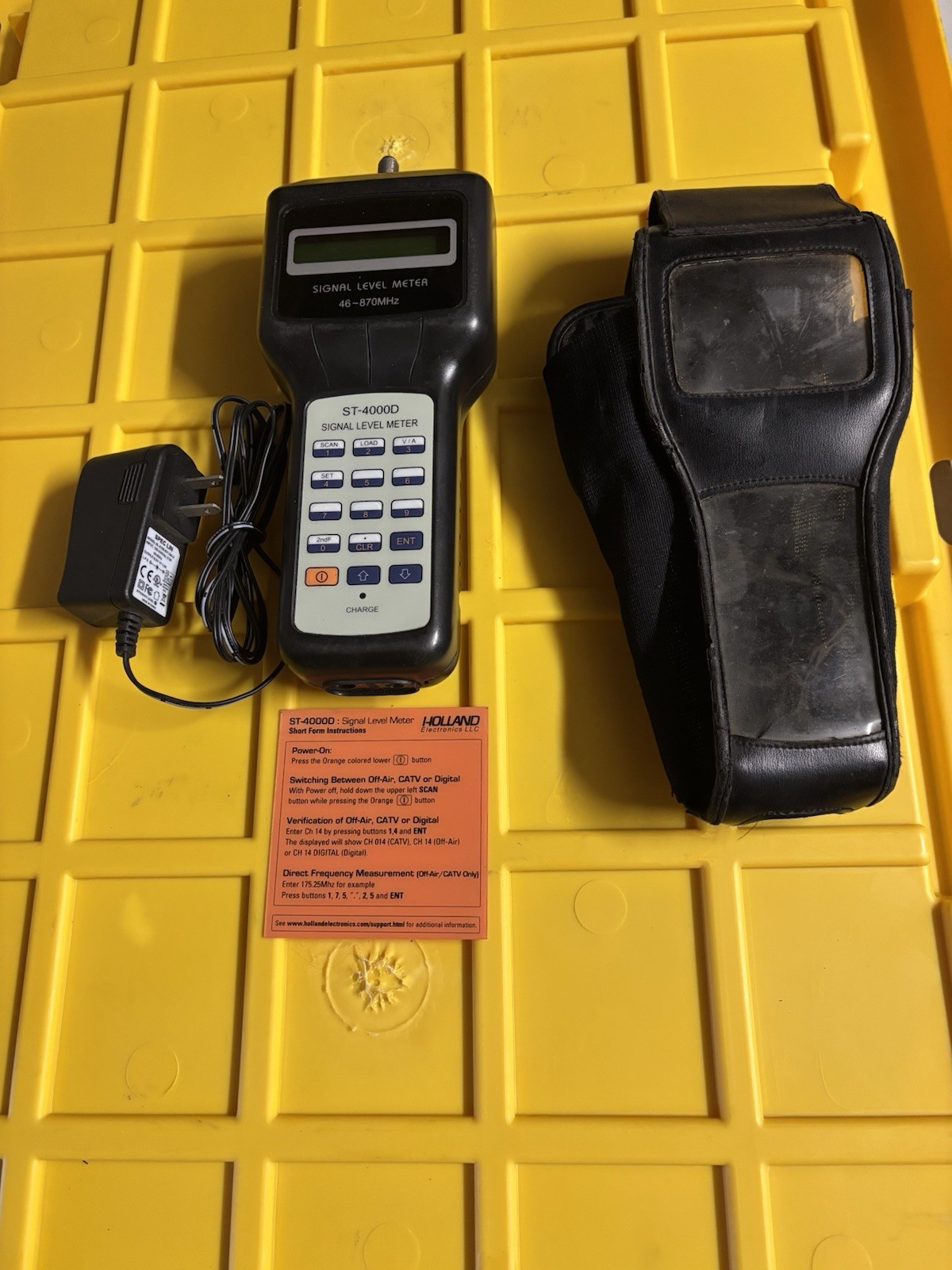 Cable Digital Signal Level Meter Holland Electronics 46-870MHz Model: St-4000d
