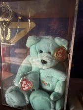 Ty Beanie Babies 2000 Bear with Tag in Display Case