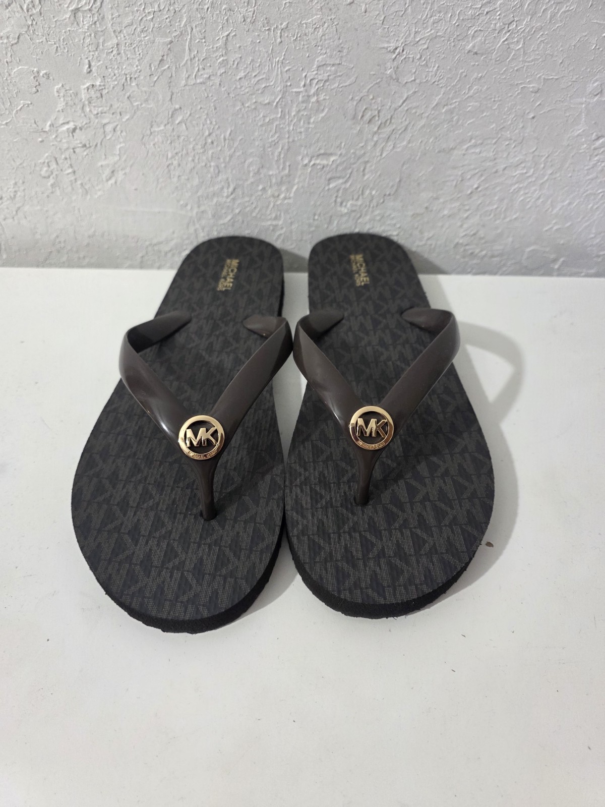 Michael Kors MK Flip-Flops Mini Jet Set Print Brown Sandals Women's Size 10
