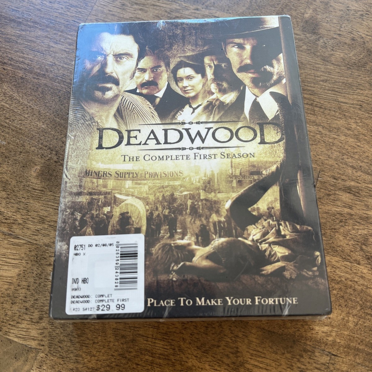 Deadwood - The Complete First Season (DVD, 2005, 6-Disc Set) for