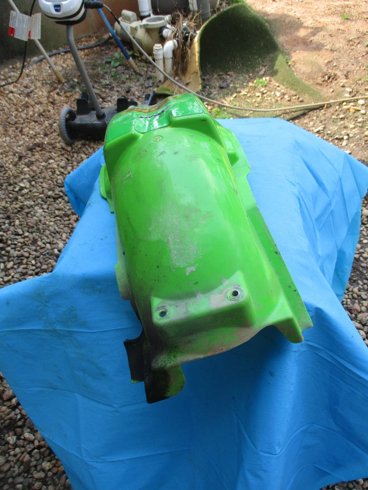 1993 Kawasaki KX500 rear fender - Image 4 of 4