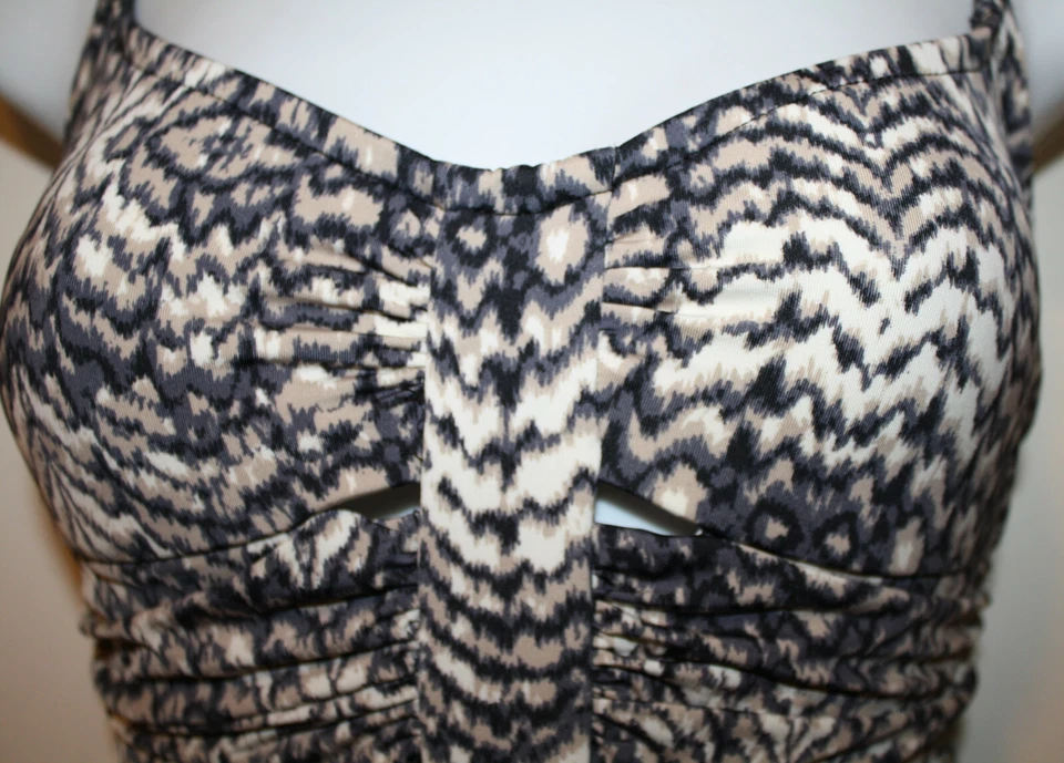 Traje de baño Badgley Mischka 1 pieza sin mangas 4 gris blanco negro beige acanalado Foto 2 de 4