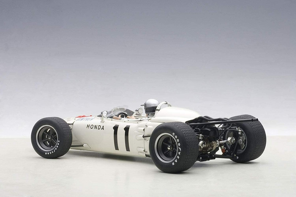 AUTOart Honda F1 RA272 1:18 Vehicle Car - White (86599) for