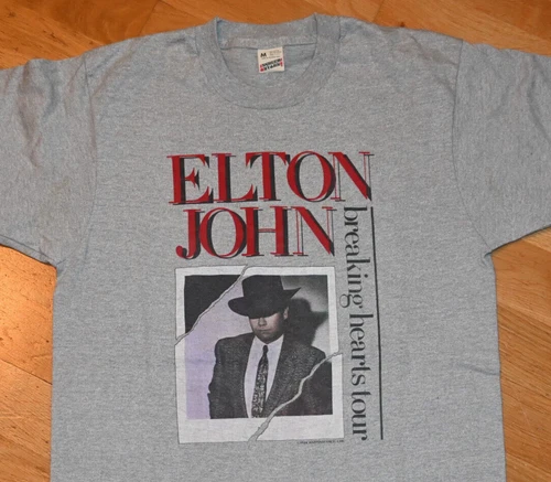 ELTON JOHN rock concert tour tee t-shirt S/M Sm 1980s vintage concert t-shirt, vintage, size S, single stitch, B+ condition