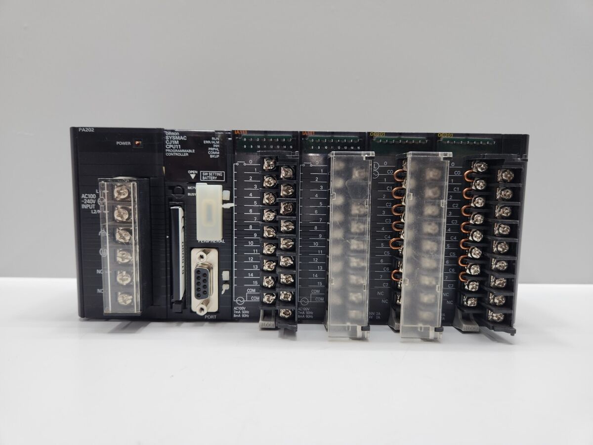 OMRON CJ1W-PA202 CJ1M-CPU11 IA111 OC201 SYSMAC PROGRAMMABLE OMRON CJ1W-PA202 CJ1M-CPU11 IA111 OC201 SYSMAC PROGRAMMABLE