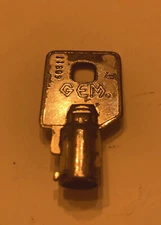 Vintage Gem Fort Lock Chicago Barrel Key Vending Machine Arcade Slot 60811