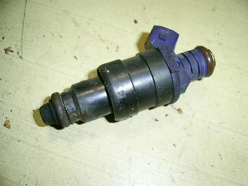 Renault Megane I 1.6 BA (4) Einspritzdüse Einspritzventil Benzin 866313