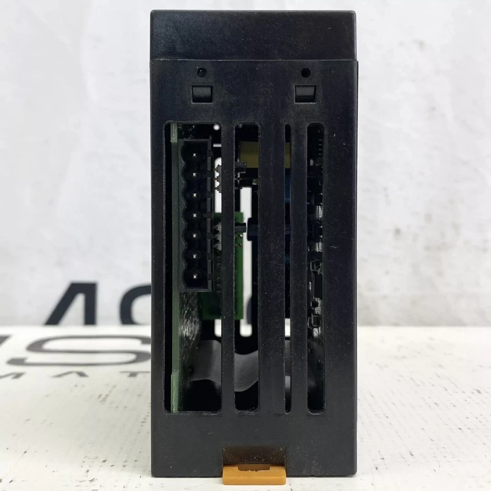 Red Lion DLC00000 Control Modbus Protocolo Modelo Control de Temperatura  Foto 2 de 4