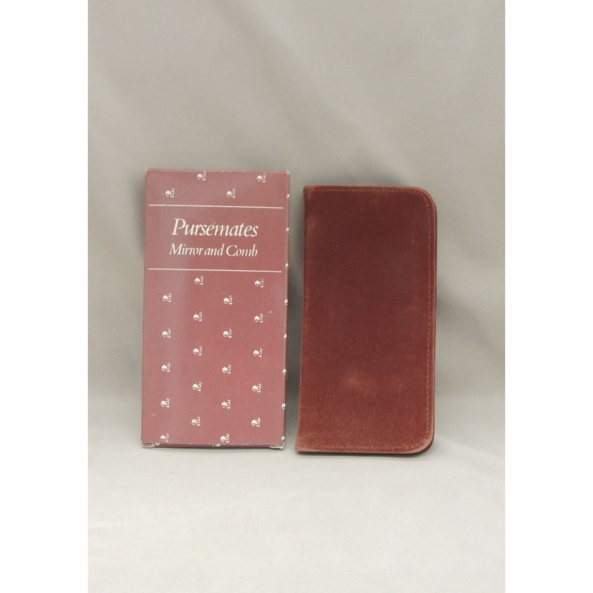 VINTAGE AVON PURSEMATES‎ MIRROR AND Hair COMB Brush Set Compact Vintage Avon Cameo Mirror Hair Brush & Comb | Mercari main image 4