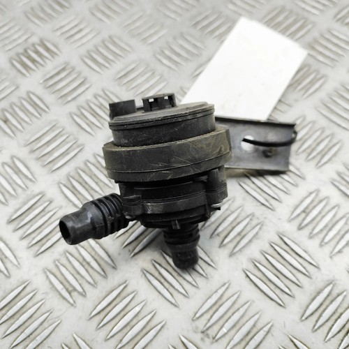 BMW X1 F48 Zusatzwasserpumpe 8643397 1,5 Benzin / Strom 162 kW 33945211