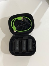 R DE Wireless PRO 2-Person Wireless Microphone Kit Brand New Full Set w/ Case