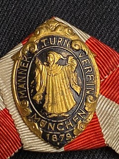 Old brooch MTV 1879 Munich original club of FC Bayern Munich top rare!!!