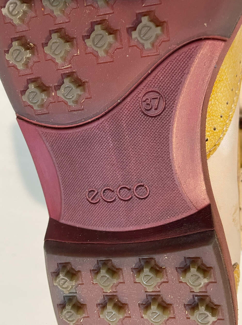 Womens ECCO Hydromax Golf Shoes Spikeless Cleats Size 37 EURO White Tan/Gold