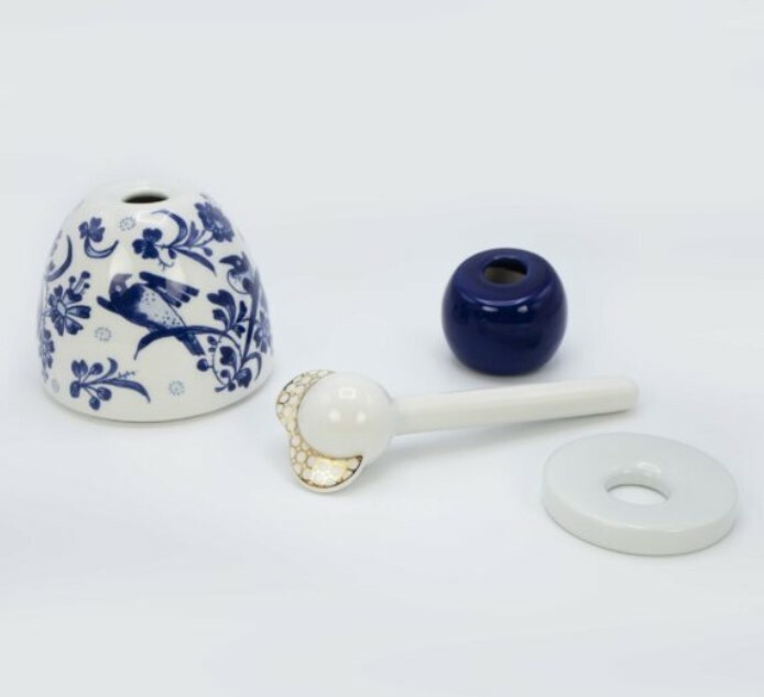 NEW Royal Delft Proud Mary 09 Blue & White Collectible - Astonia