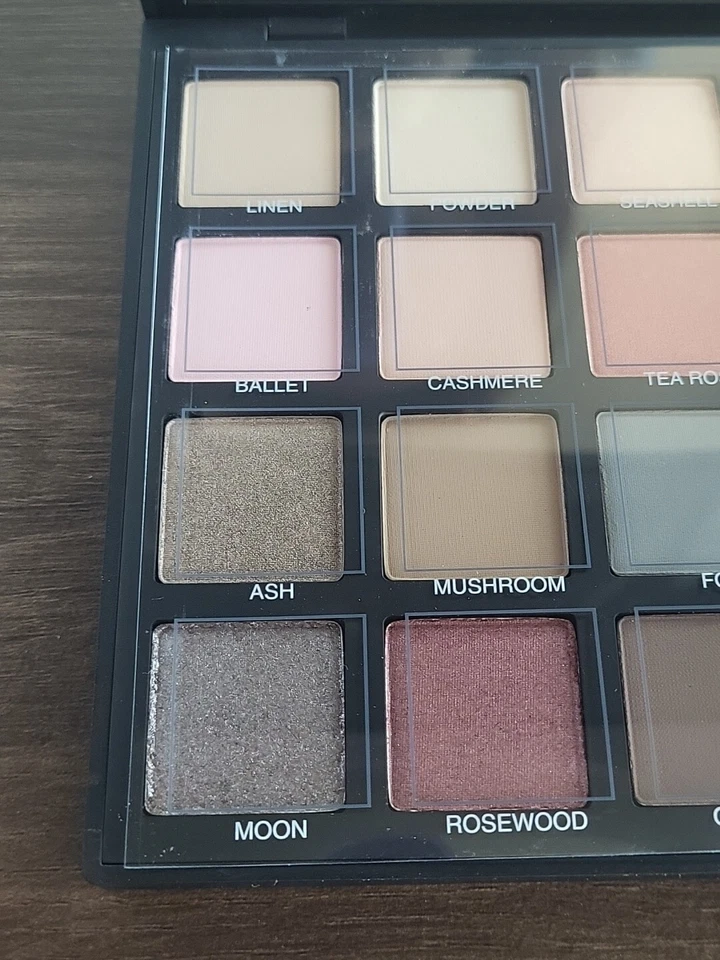 Sephora PRO Pigment Palette Eyeshadow- Cool 28 x 1.2g Shades DISCONTINUED - Image 3 of 4