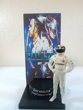 Figure 1/43 Lewis Hamilton Mercedes 7x World Champion Formula 1 Podium Tribute