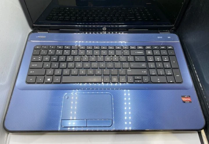 PARA REPUESTOS- HP Pavilion g7 17.3" Táctil AMD A8-4500M @1.90GHz 8GB RAM 256GB SSD Foto 3 de 4