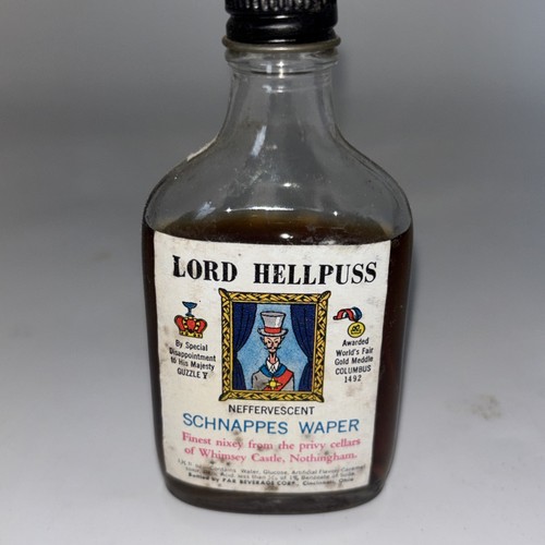 Lord Hellpuss Schnappes Waper Finest Nicely Joke Novelty Bottle Whimsey Castle