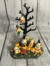 Peanuts It  s The Great Pumpkin Collectors Halloween Tree Decor READ