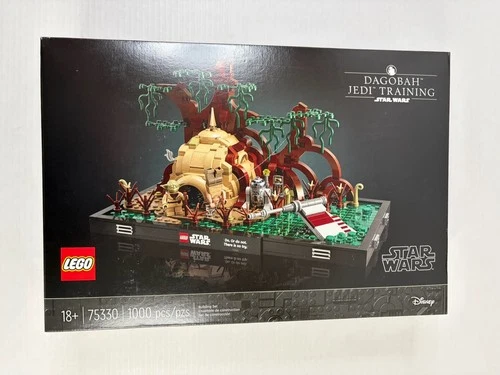 LEGO Star Wars: Dagobah Jedi Training Diorama 75330 Set - New Factory Sealed