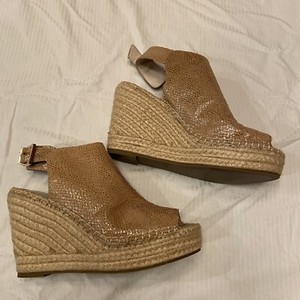 kenneth cole olivia espadrille
