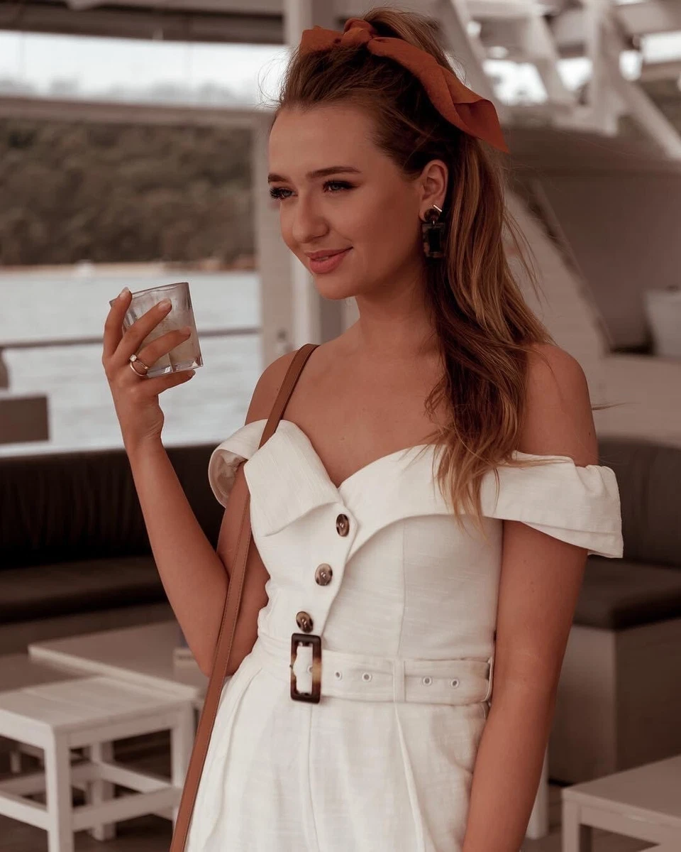 White sales jumpsuit sheike