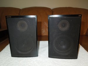 jamo satellite speakers