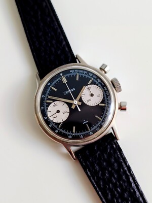 Zodiac Reverse Panda Dial Valjoux 7730 Chronograph Crono