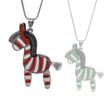 niedlicher Zebra Anhänger mit Kette Halskette Pferd beweglich silbern grün rot 