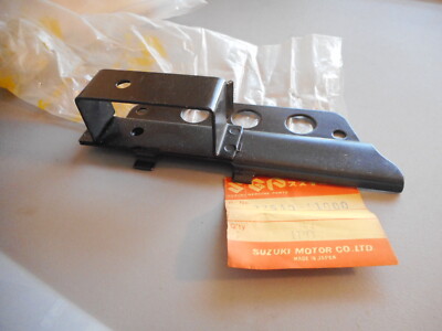 NOS Suzuki 1976-78 RM100 1975-78 RM125 OEM Genuine Front Chain Guide 27640-41000