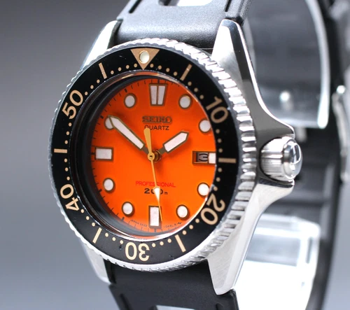 [Near MINT] Vintage Seiko 2A22-0170 Professional Diver Orange Dial 200M QZ Watch