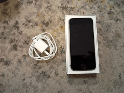 Apple iPhone SE - 32GB - Space Gray (AT&T) A1723 (CDMA + GSM)
