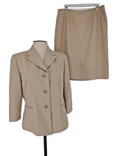 Le Suit Woman's Petite Beige Suit Size 12P Jacket Pencil Skirt Lined Pockets Zip