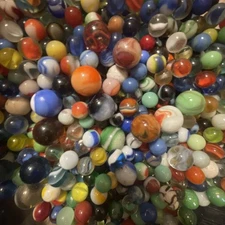 Vintage Marbles Akro Agate Peltier Uranium, Lot Of 30, random, One shooter