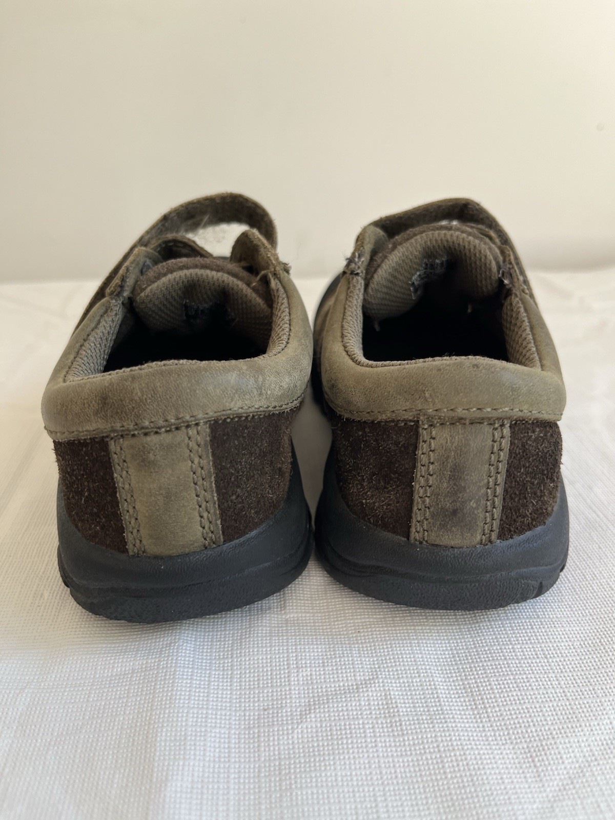 Scarpe KEEN Kids Austin taglia 11 marrone verde scamosciate escursionismo outdoor passeggio festività