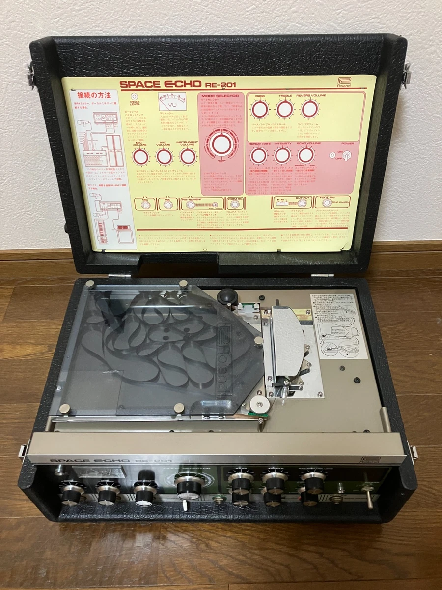 Roland RE-201 Analog Tape Echo Made in Japan 1980 Working 007818