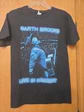 Garth Brooks Black 'Live in Concert' Graphic short sleeve Tee -Small