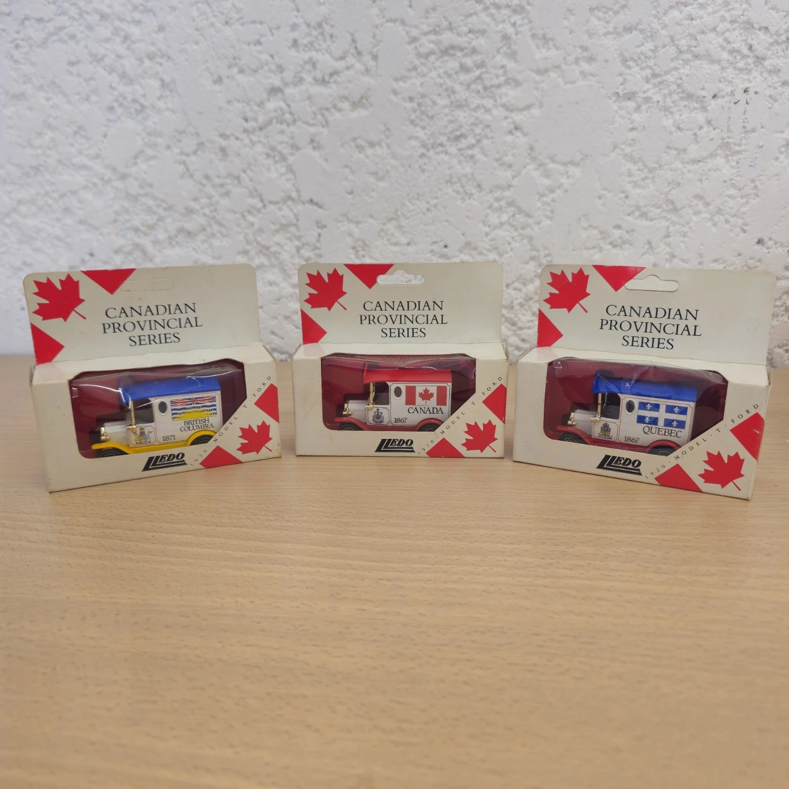 Lot de 3 Voitures Miniatures Lledo Canadian Provincial Series Ford Model T