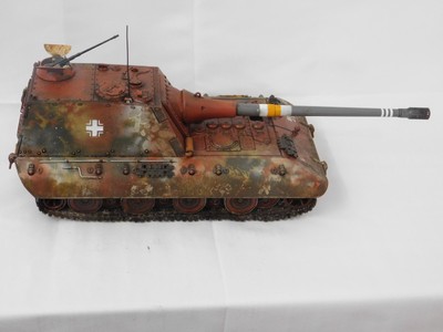 Pro Built - German Jagdpanzer E-100 - 1:35