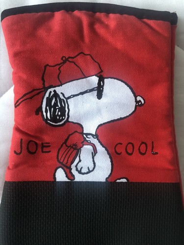 Peanuts~Snoopy as “JOE COOL”~Silicone Oven Mitt~13” X 7.5”~New~2020~Fast Ship. - Picture 2 of 3