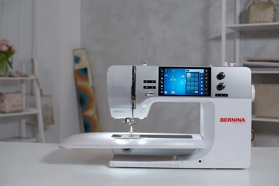 BERNINA 735 ohne Stickmodul - Bild 2 von 3