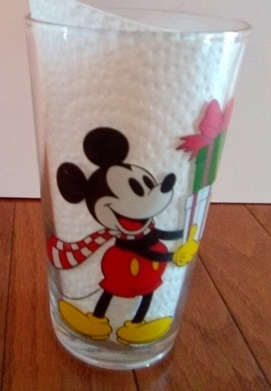 Disney Mickey & Minnie Mouse Christmas Glass