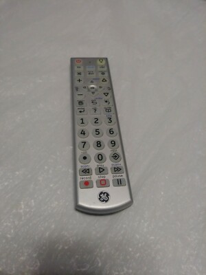 GE 24929-V2 UNIVERSAL BIG-BUTTON 4-DEVICE DVR Remote Control
