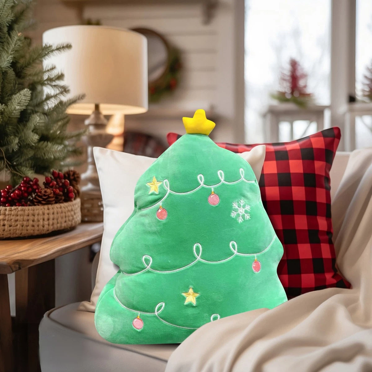 Christmas tree throw pillows 2025