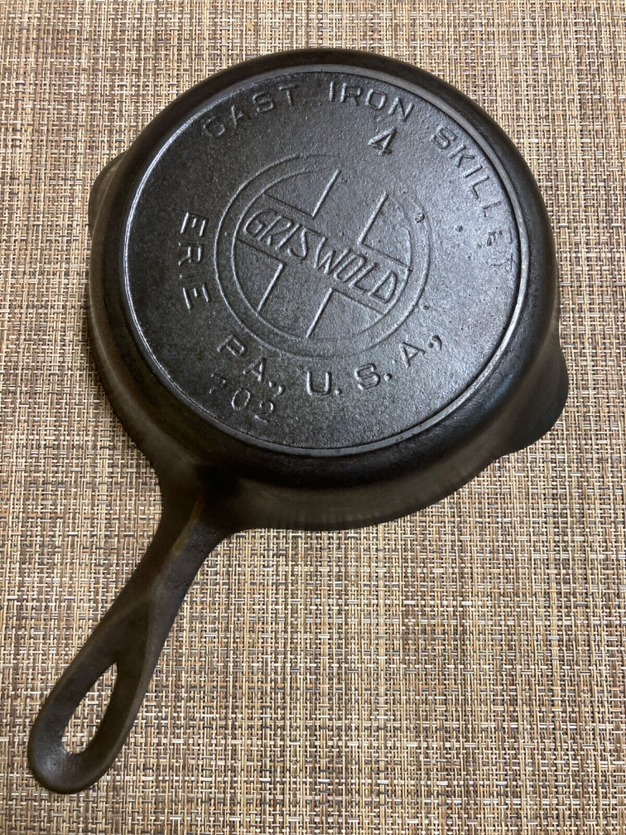 Griswold No. 4 Cast Iron Skillet Slant Logo with Heat Ring 702 | eBay
