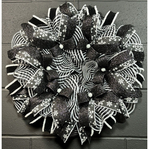 Black & white Winter Wreath Snowflake Christmas Door Wreath Handmade