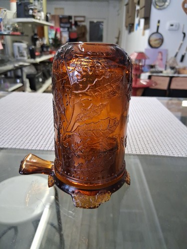 MOSSER AMBER GLASD HOLY & BERRY FAIRY LAMP *has Small Chip On One Foot*
